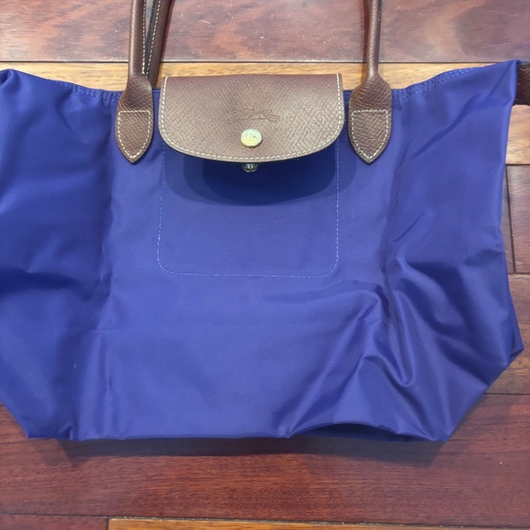 Le Pliage Original Medium Nylon Tote Bag - Picture 5 of 7